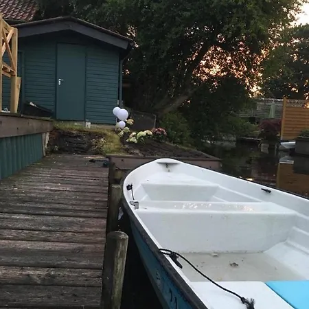 Grosses Mit Boot Hébergement de vacances