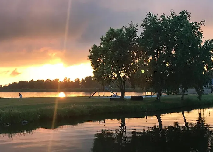 Grosses Mit Boot * Südbrookmerland