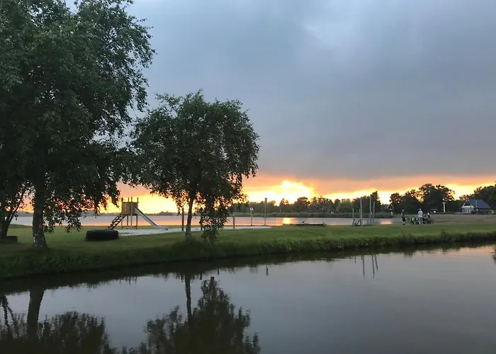 Grosses Mit Boot * Südbrookmerland