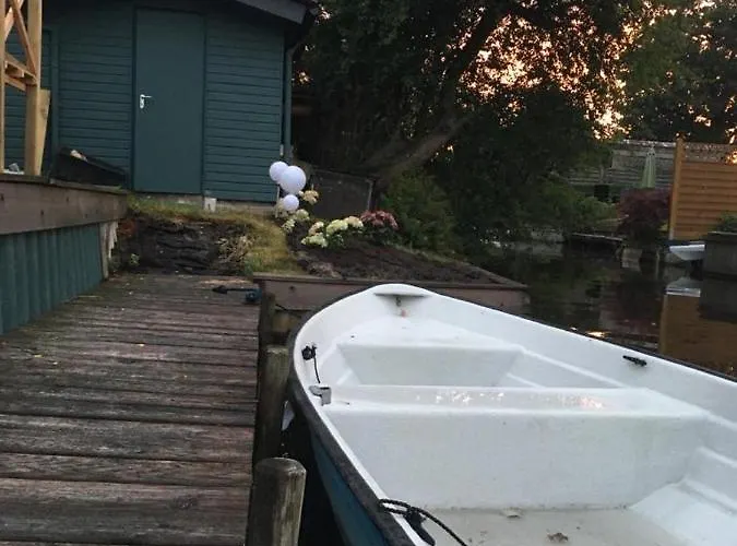 Grosses Mit Boot Feriehus
